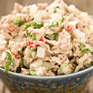 Sałatka z tuńczykiem