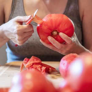 jak sparzyć pomidory