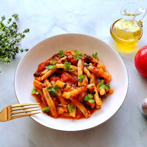 Fasolka szparagowa w sosie pomidorowym