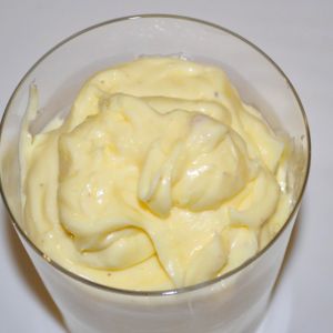 domowy-majonez-na-oleju-z-suszonych-pomidorow