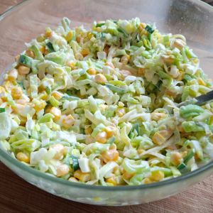 salatka-z-pora-z-jajkiem-i-serem