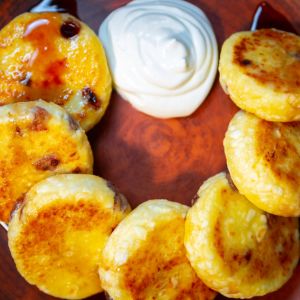 mendrzyki-warszawskie-placuszki-z-kwasna-smietana