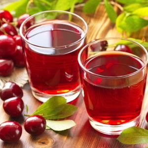 cherry-juice-with-fresh-berries.jpg?s=170667a&w=0&k=20&c=6yREF4-YsT2d6oHuaS_ZfxXD3u8P_Gfj1WT-9n-LhhQ=