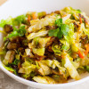 mloda-kapusta-zasmazana-z-pieczarkami