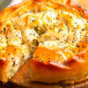 grecki-placek-z-cukinia-i-feta